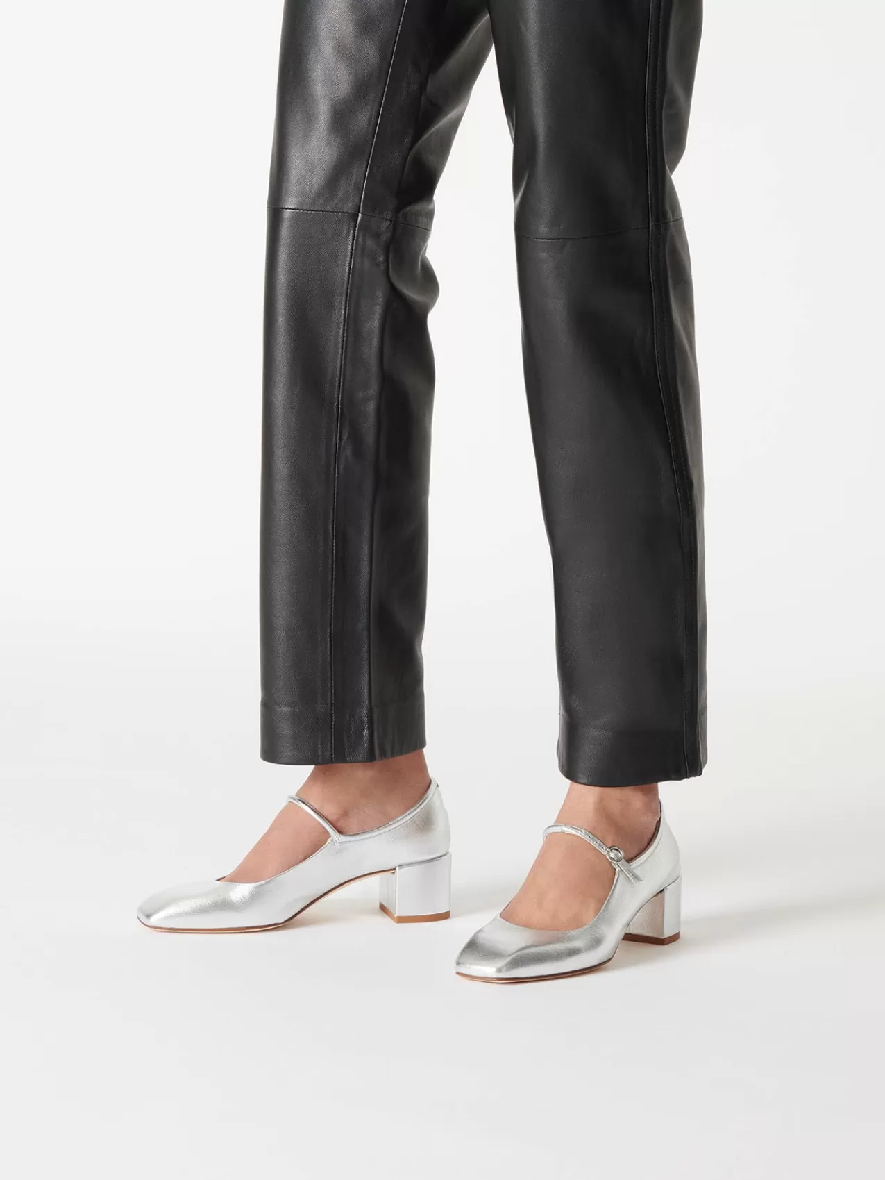 Alina^Aeyde Flash Sale